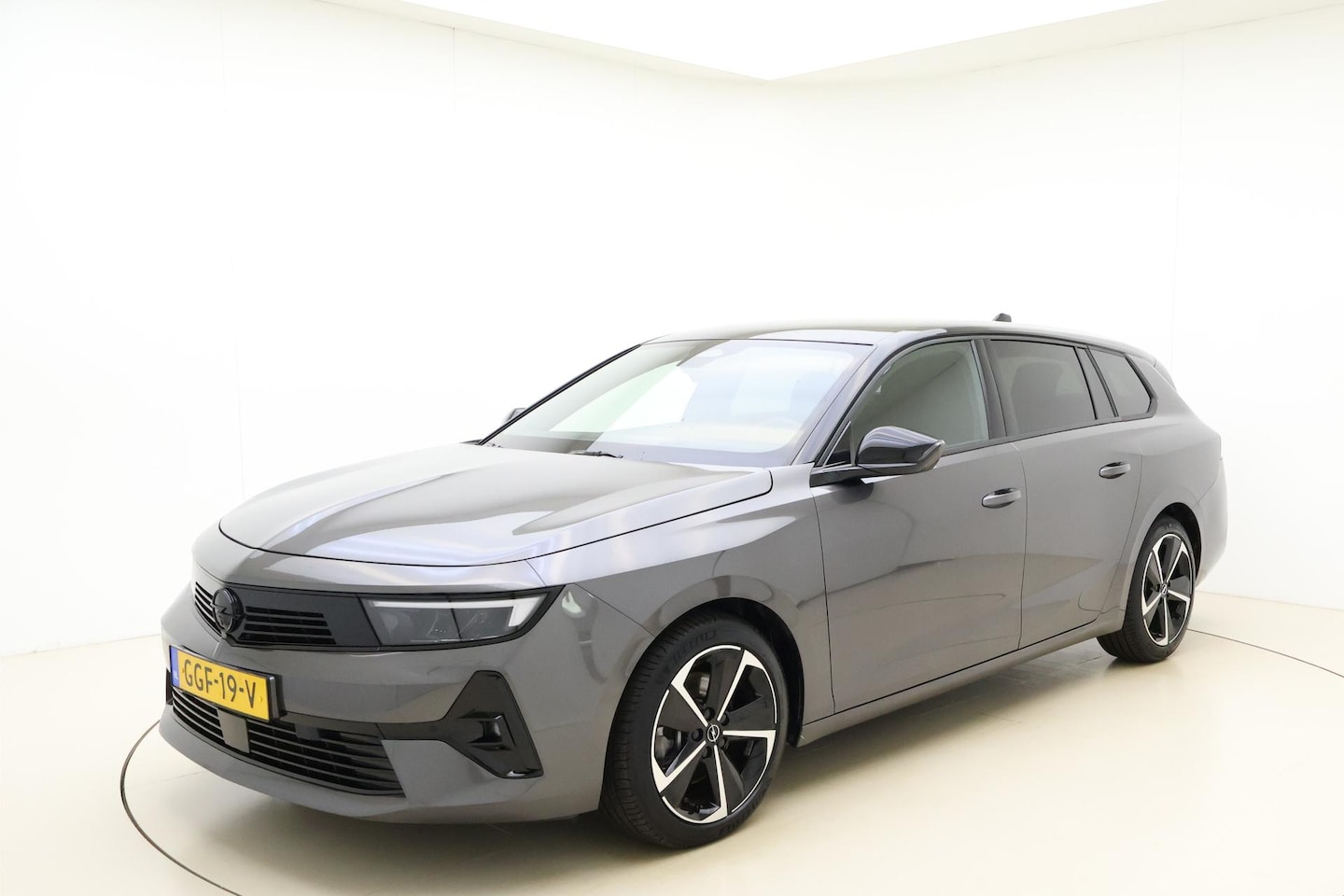 Opel Astra Sports Tourer - 1.2 Turbo Hybrid GS 145 PK  Automaat | Navigatie | Climate control | Camera | Stoel & Stuu - AutoWereld.nl