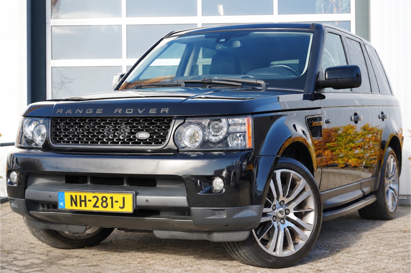 Land Rover Range Rover Sport - 3.0 TdV6 HSE 211PK | Dealer onderhouden | Apple Carplay | Achteruitrijcamera | Bi-xenon ko - AutoWereld.nl