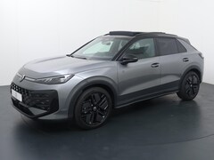 Volkswagen T-Roc - 1.5 eTsi 150pk R-Line First Edition | Panoramadak | LED Matrix | Elektr. achterklep | Harm