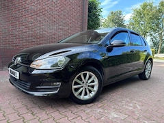 Volkswagen Golf - 1.2 TSI Lounge uitvoering Highline