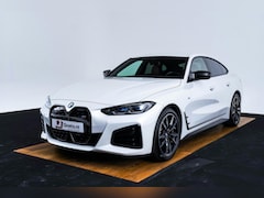 BMW i4 - M50 High Executive 84 kWh Trekhaak - Active Cruise Control - Hifi - Elektrisch verstelbare
