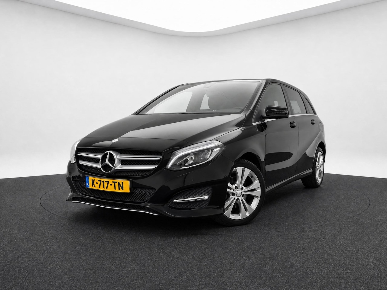 Mercedes-Benz B-klasse - 160 Ambition|FACELIFT|LED|NAVI|Stoelverw|GOED ONDERHOUDEN - AutoWereld.nl