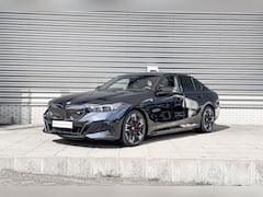 BMW i5 - Sedan M60 xDrive 84 kWh