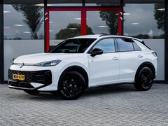 Volkswagen T-Roc - 1.5 eTsi R-Line First Edition | IQ Light | 3x R-Line | Black Optic | Navigatie | 360 Camer
