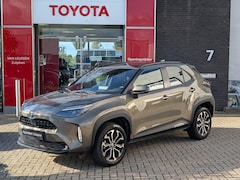 Toyota Yaris Cross - 1.5 Hybrid Dynamic TREKHAAK PANORAMADAK HEAD-UP DISPLAY STUUR- & STOELVERWARMING ELEKTRISC