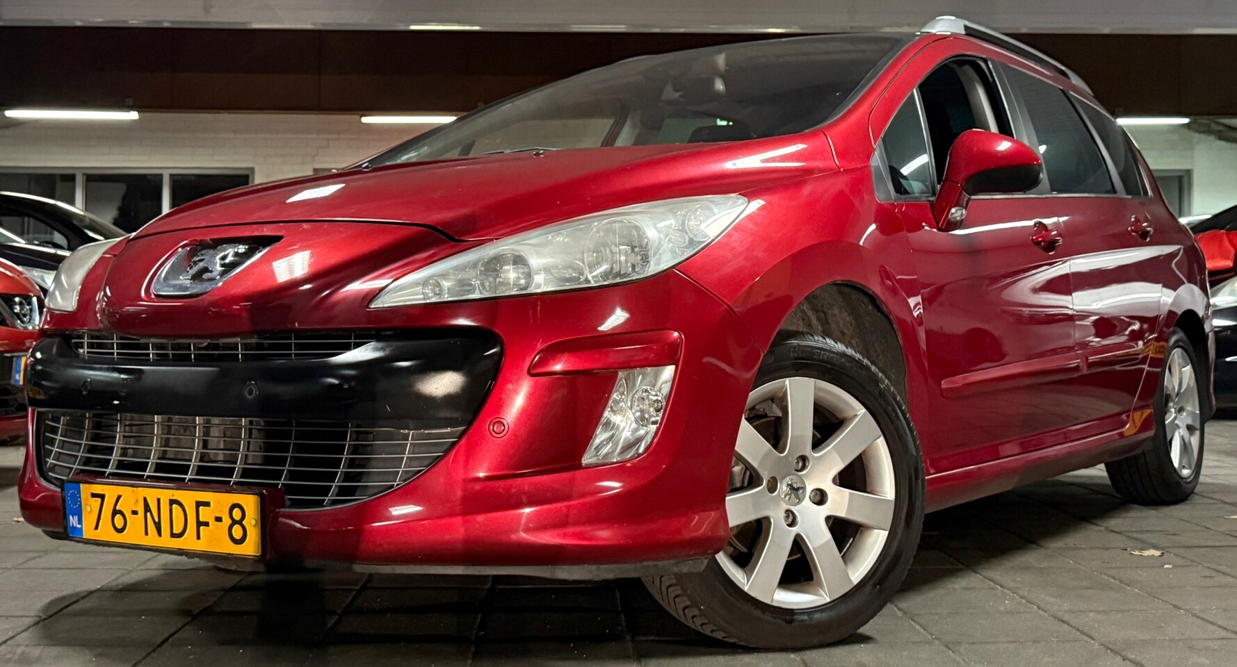 Peugeot 308 SW - 1.6 VTi Sublime|NAP|NweAPK|Panoramadak|CruiseCntrl|Airco|Bluetooth|Trekhaak| - AutoWereld.nl