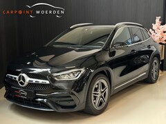 Mercedes-Benz GLA-Klasse - 180 AMG | LED | WIDESCREEN | TREKHAAK