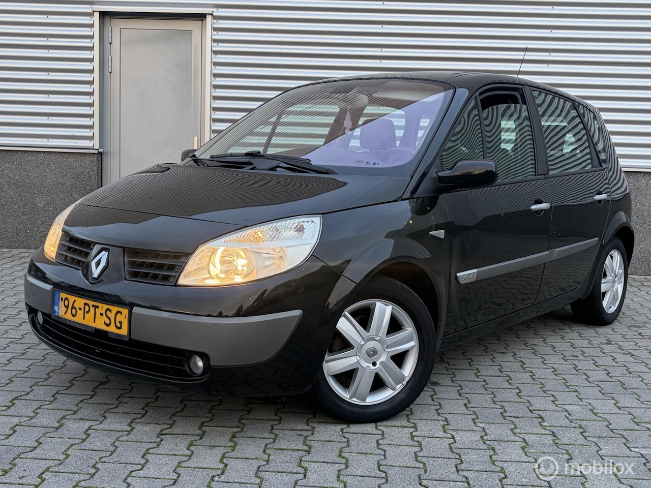 Renault Scénic - 1.6-16V Automaat-Airco-Cruise - AutoWereld.nl