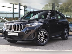 BMW X1 - sDrive18i M Sport Automaat / Trekhaak / Sportstoelen / M Adaptief onderstel / Comfort Acce