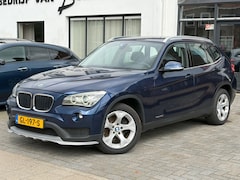 BMW X1 - SDrive20i Executive, Trekhaak, Navigatie, L.M.Velgen, Climate control