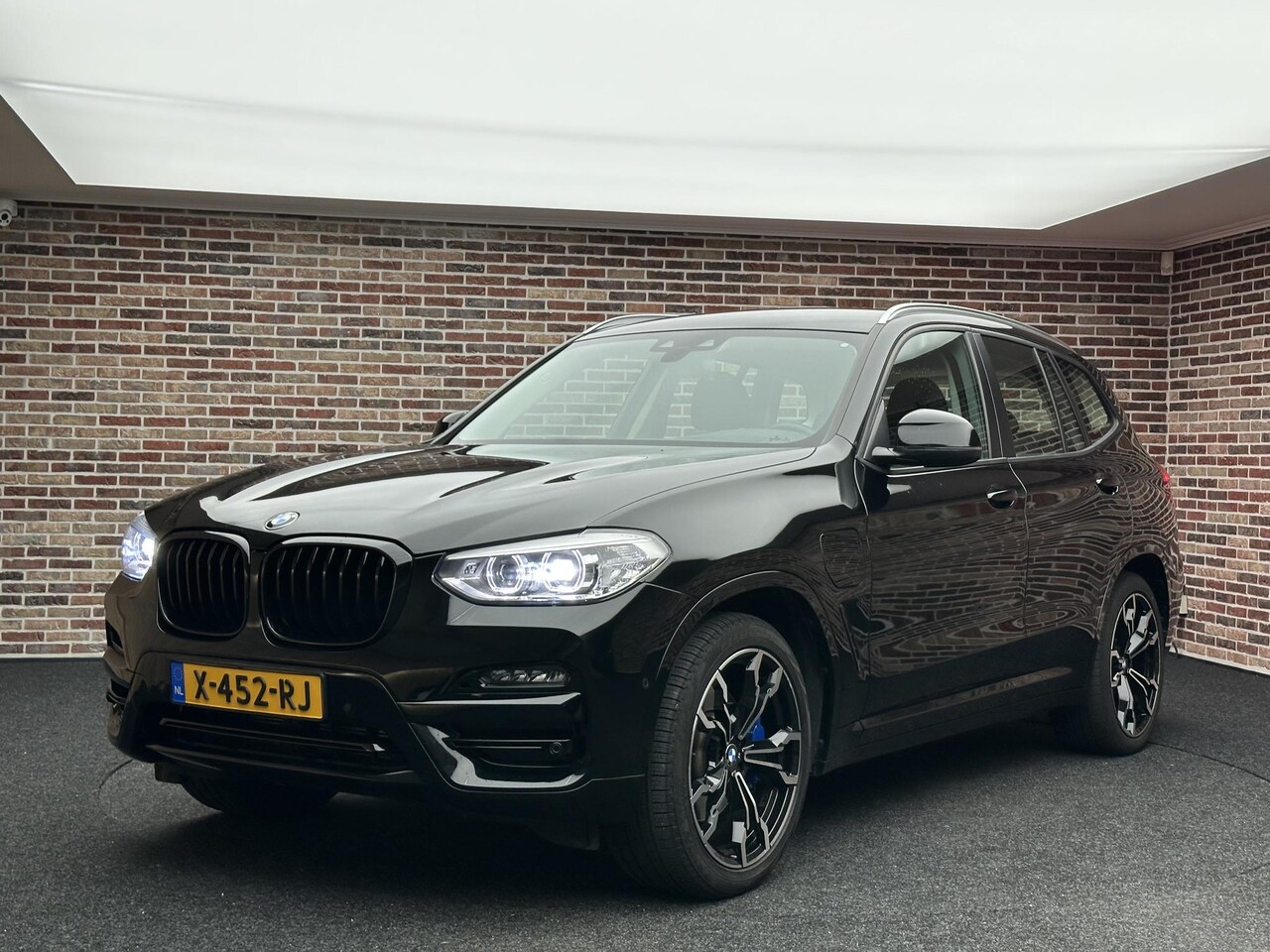 BMW X3 - xDrive30e eDrive Edition | Head-up| CarPlay| Stuurverwarming| - AutoWereld.nl