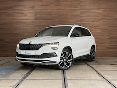 Skoda Karoq - 1.5 TSI DSG 4x4 Sportline Business | 1800KG Trekgewicht | Carplay | Sportstoelen | Camera