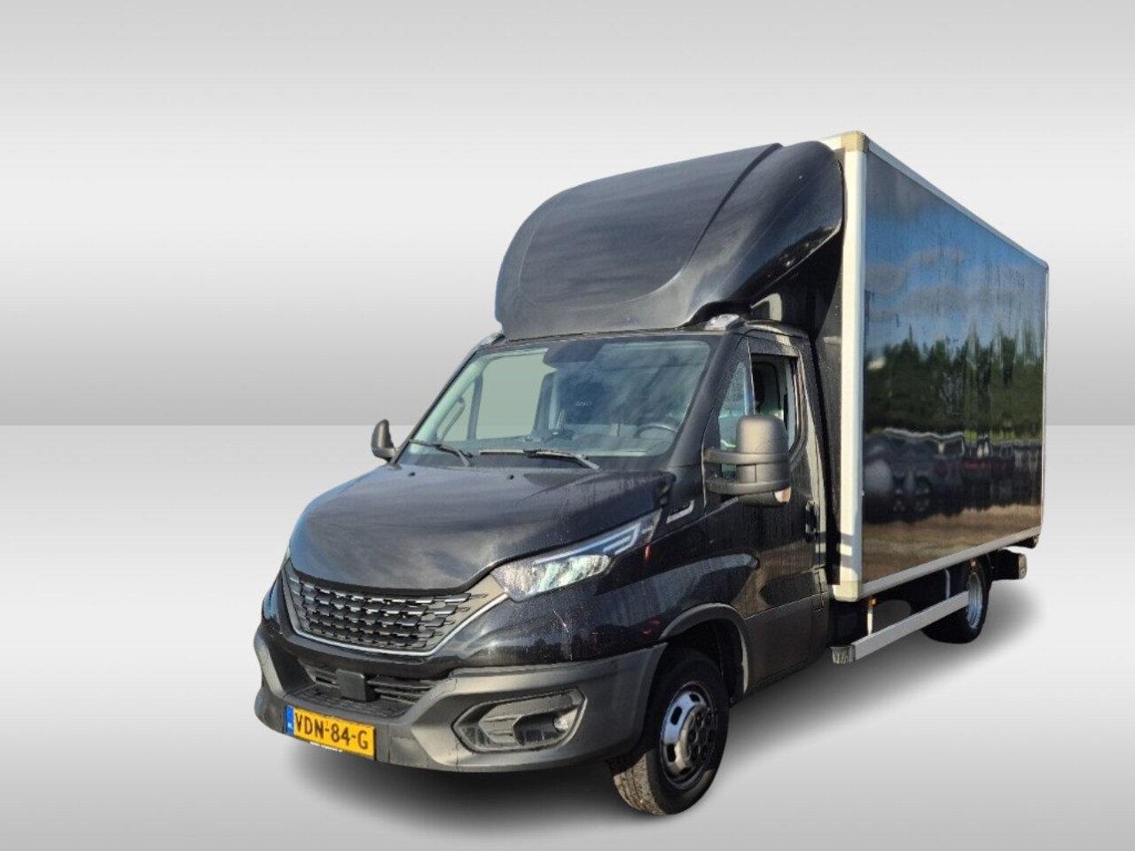 Iveco Daily - 35C18 Hi-Matic Bakwagen met Laadklep - AutoWereld.nl
