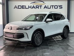Volkswagen Tiguan - 1.5 eTSI Life Edition Automaat / Navigatie full map / Camera / Cruise control / Climate co