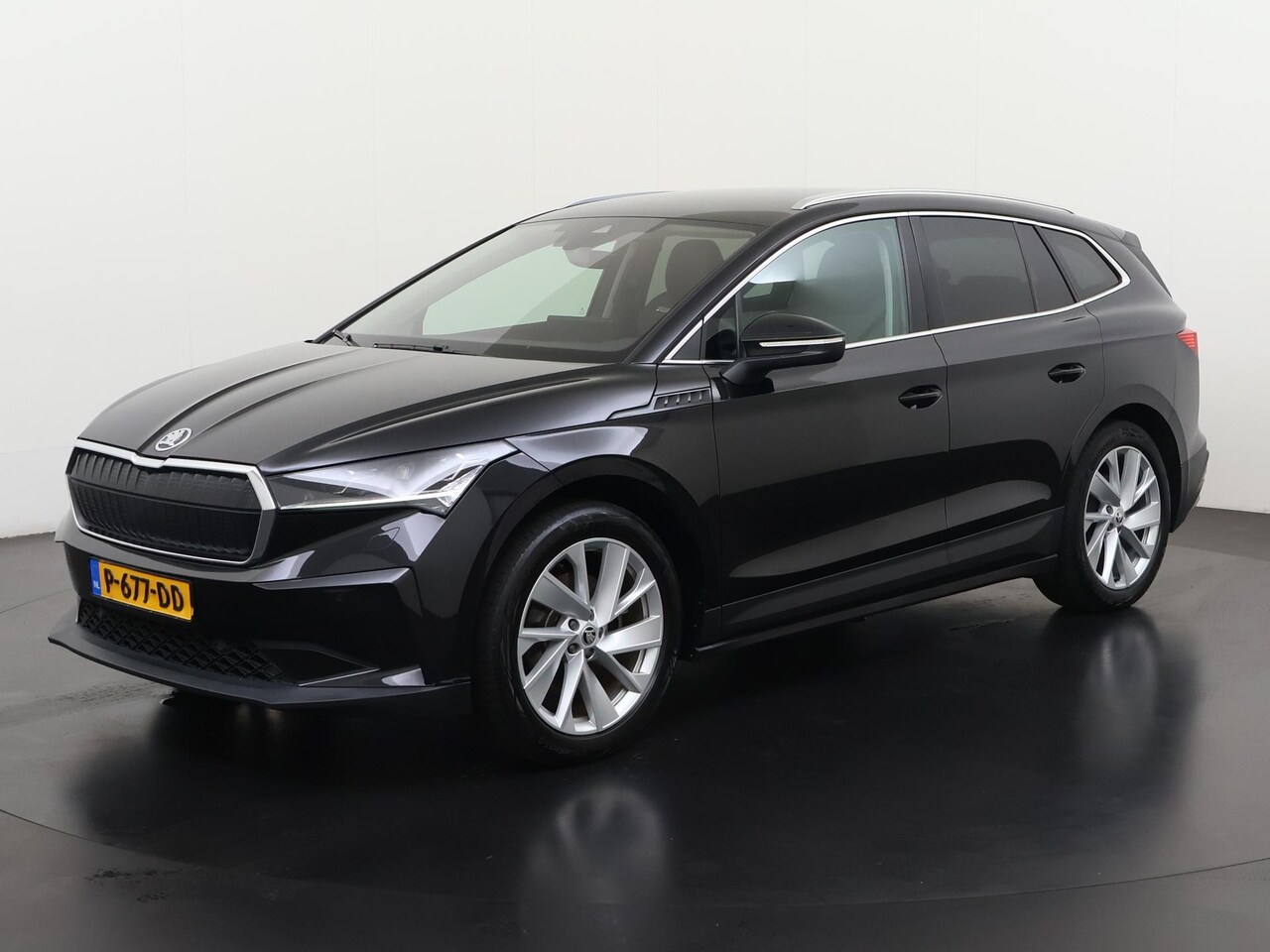 Skoda Enyaq iV - 60 | Elek Achterklep | Stuur/Stoelverwarming | Mem Stoel | Warmtepomp | 20" Vega | Zondag - AutoWereld.nl