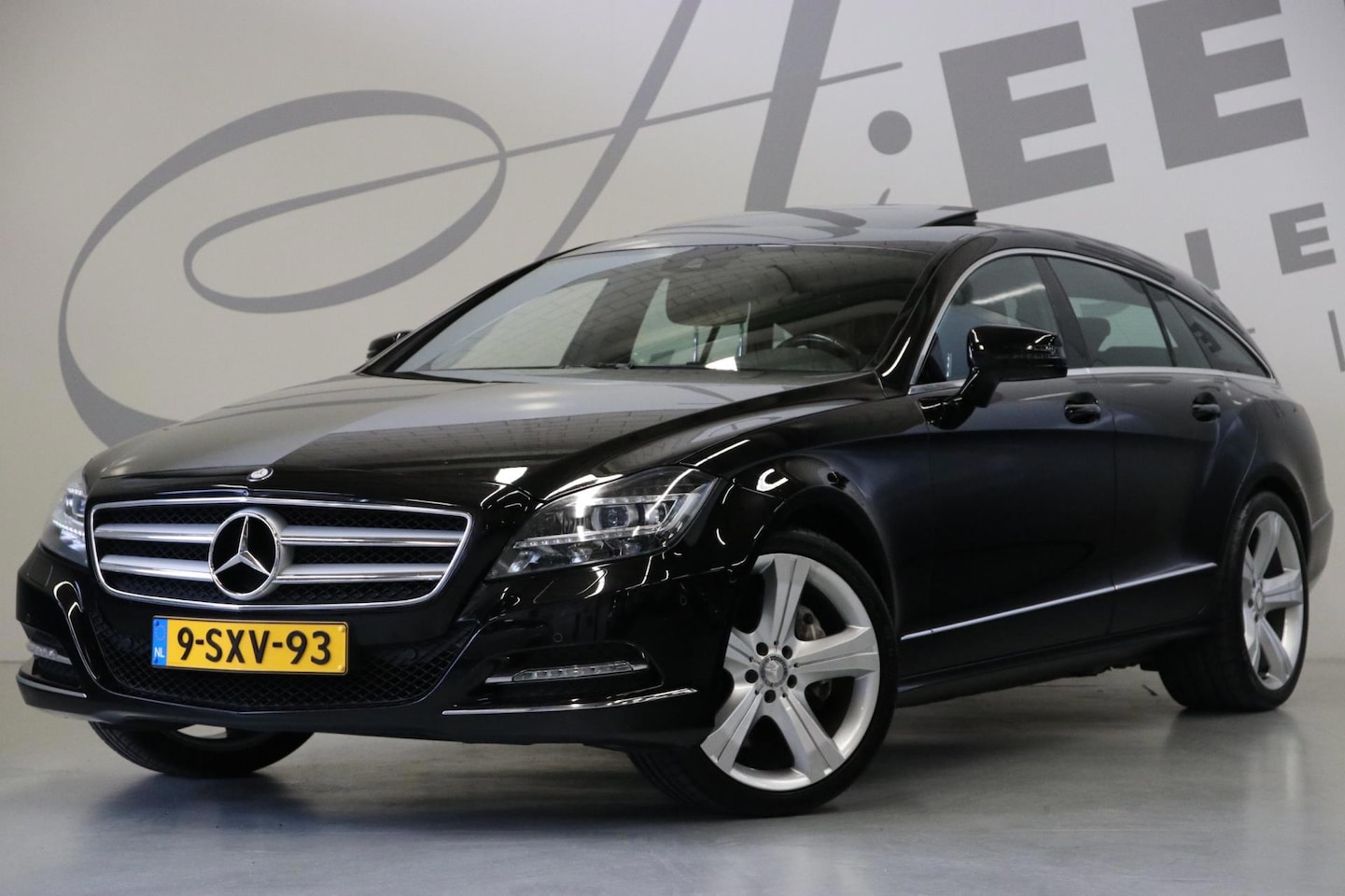 Mercedes-Benz CLS-klasse Shooting Brake - 350 V6/ Schuifdak/ Memory seats/ Stoelverwarming/-ventilatie - AutoWereld.nl