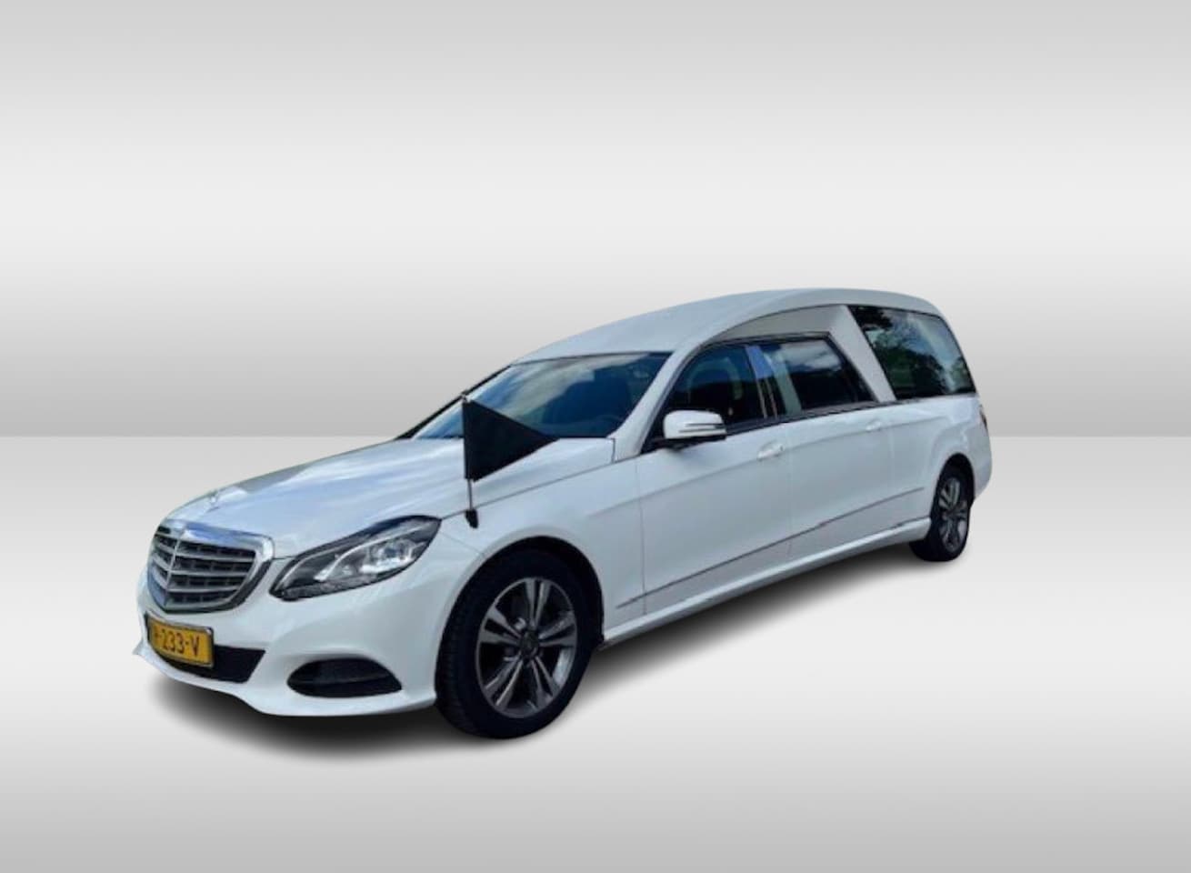 Mercedes-Benz E-klasse - E250 CDI Begrafenisauto - AutoWereld.nl
