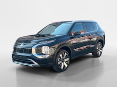 Mitsubishi Outlander - 2.4 PHEV Limited Edition Zeer Complete uitvoering| 8 jaar garantie| Snel leverbaar | Totaa