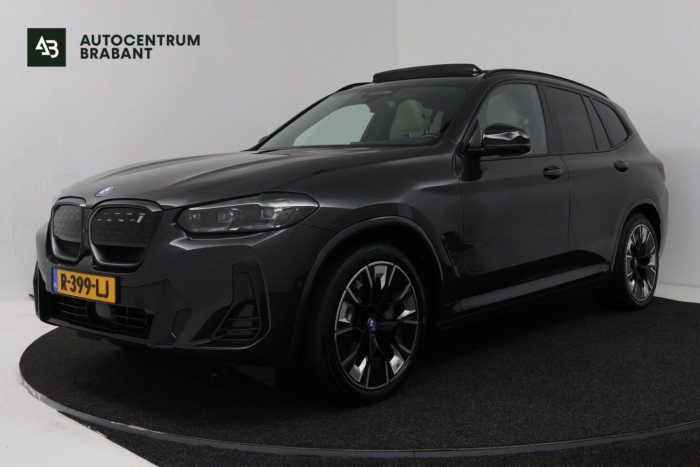 BMW iX3 - High Executive 80 kWh (PANORAMADAK, H/K, STOELVERWARMING, HEAD-UP) - AutoWereld.nl