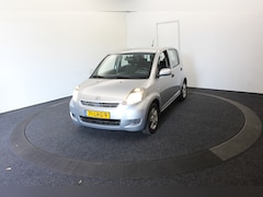 Daihatsu Sirion 2 - 1.0-12V 70PK Premium 5 Pers 5Drs Airco El Ramen