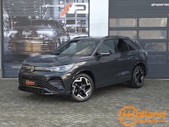Volkswagen Tiguan - 1.5 eTSI R-Line Edition|360cam|ACC|Massage|Sfeerverlichting