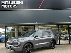 Mitsubishi Outlander - 2.4 PHEV Black Edition NIEUW UIT VOORRAAD LEVERBAAR | Lederen bekleding | Stoelmassage | C