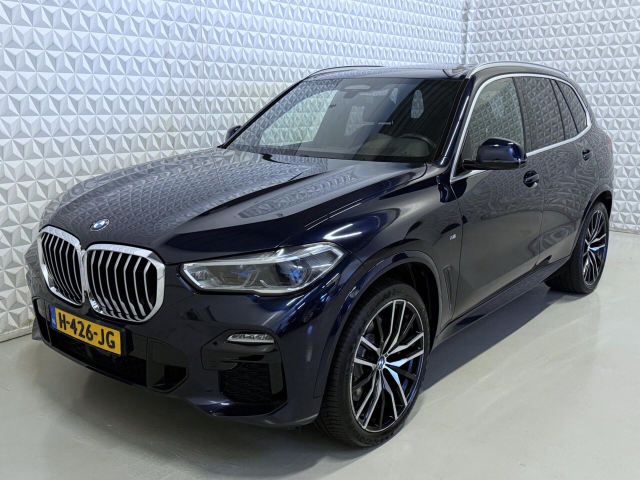 BMW X5 - XDrive30d High Executive M-SPORTPAKKET 99.000km(2020) - AutoWereld.nl