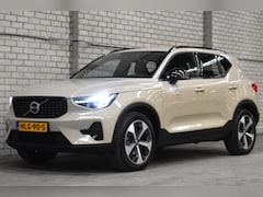 Volvo XC40 - B4 197PK Plus Dark | BLIS | Trekhaak | Harman Kardon | Allseason