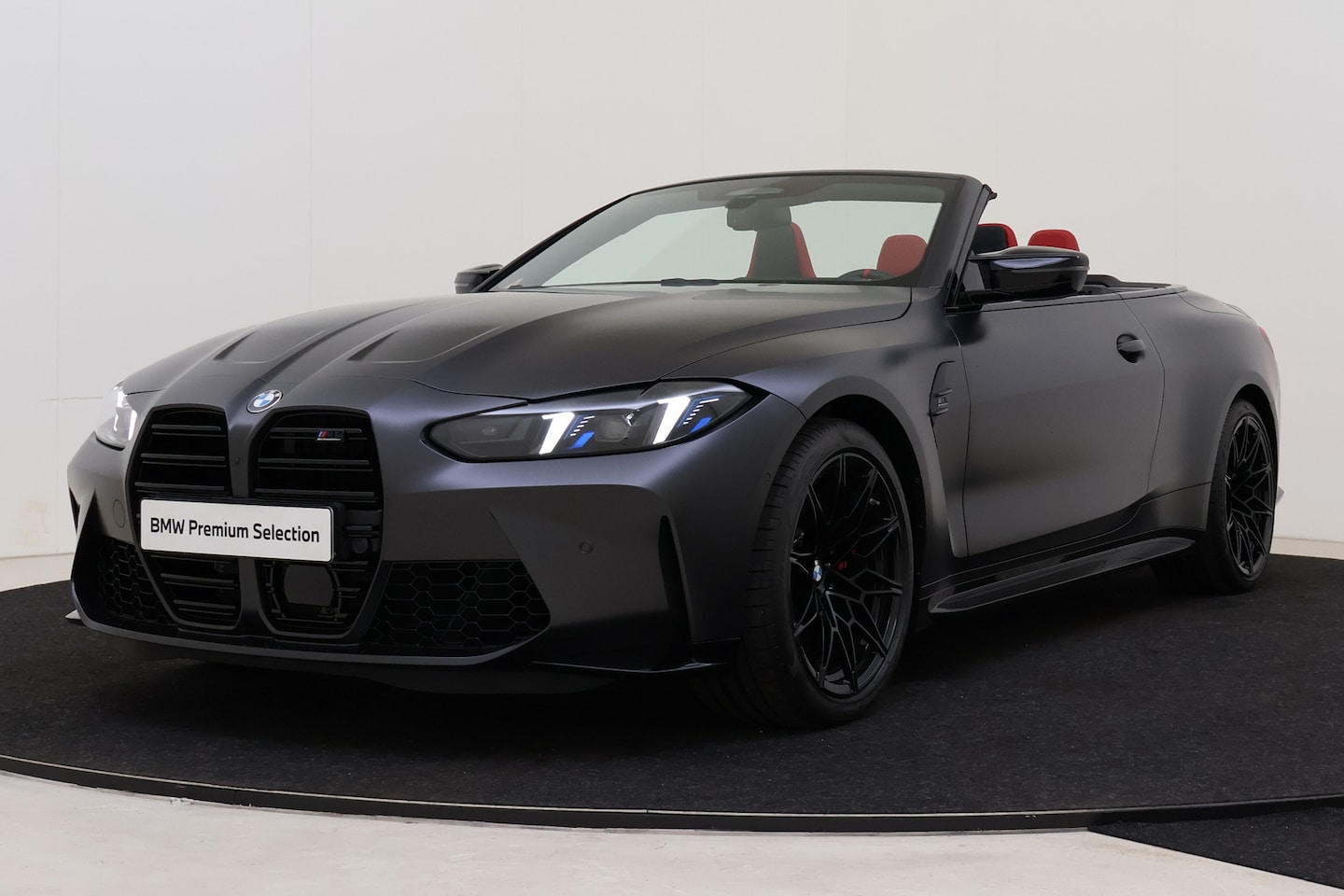 BMW 4-serie Cabrio - M4 xDrive High Executive Competition Automaat / M Drive Professional / M Carbon kuipstoele - AutoWereld.nl