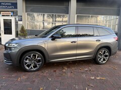 Skoda Kodiaq - 1.5 TSI PHEV Sportline Business Panodak | Canton | Trekhaak | Led | Winterpakket ORG NL