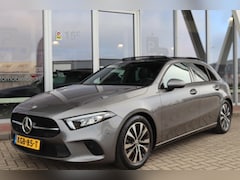 Mercedes-Benz A-klasse - A180 136PK AUTOMAAT BLACK E.D Panodak | Groot Navi | Adapt.Cruise | Camera | Leer | Led |