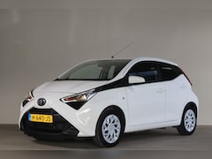 Toyota Aygo - 1.0 VVT-i x-play - NL- Auto Camera I Airco I Apple