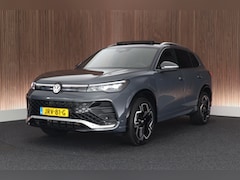 Volkswagen Tiguan - 1.5 272pk eHybrid R-Line Edition Trekhaak Camera Keyless Massage Virtual Cockpit Panoramad