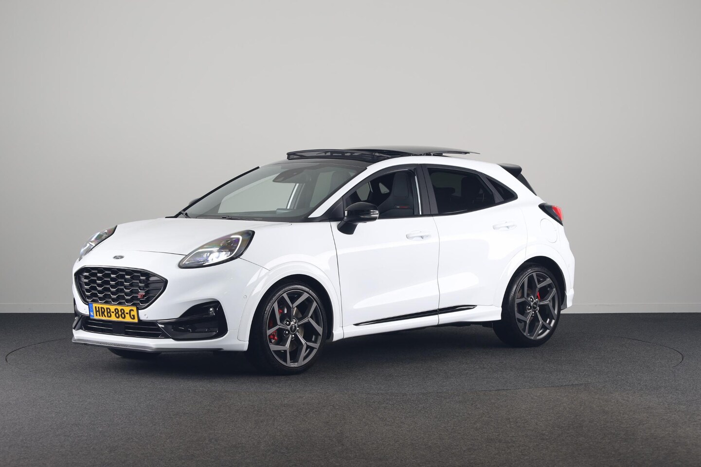 Ford Puma - 1.0 EcoBoost Hybrid ST X Automaat 170PK | Panoramadak | Adaptieve Cruise Control | BLISS | - AutoWereld.nl