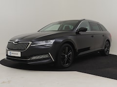 Skoda Superb Combi - Style iV 218pk DSG/AUTO | Elektrisch verstelb. voorstoelen | 95% SOH | Adaptive cruise | D