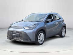 Toyota Aygo X - Hybrid 115 play | Nieuwe auto | Direct uit voorraad leverbaar |