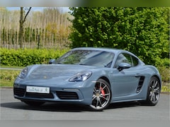Porsche 718 Cayman S