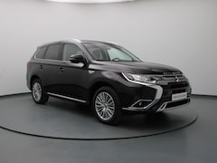 Mitsubishi Outlander - PHEV Intense 225pk Camera | Cruise | Navi | Stoelverw