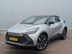 Toyota C-HR - 2.0 Plug-in Hybrid 220 Dynamic / Camera / Stoel en stuurverwarming / Dodehoekassistent /