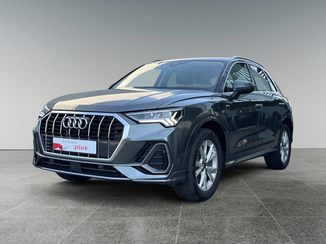Audi Q3 - 45 245pk TFSI e S edition | Navigatie | Adaptive cruise control | Parkeerhulp plus - AutoWereld.nl