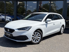 SEAT Leon Sportstourer - 1.5 eTSI Reference | Airconditioning | Android & Apple Carplay | Trekhaak | LM Velgen