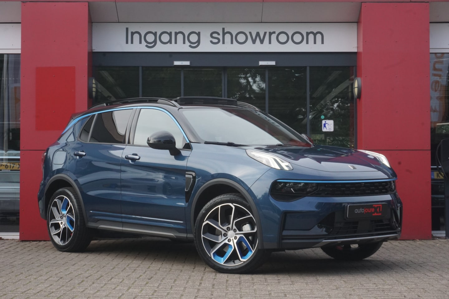 Lynk & Co 01 - 1.5 | Origineel NL | RIJKLAAR | Zwarte Hemel | Panoramadak | 360*Camera | - AutoWereld.nl