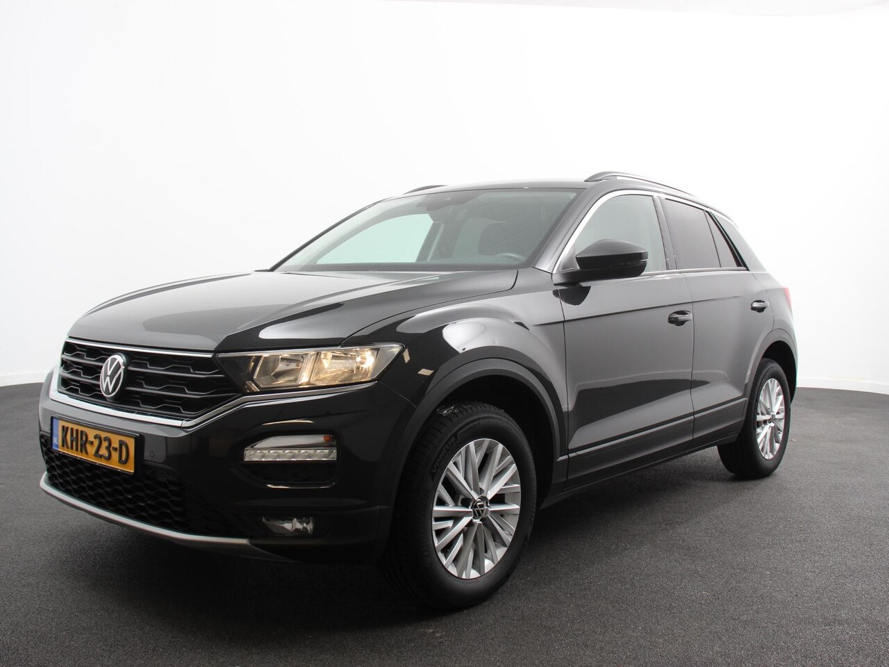 Volkswagen T-Roc - 1.5 TSI 150pk DSG Style Team Climate Control Camera Parkeer sensoren Adaptive Cruise contr - AutoWereld.nl