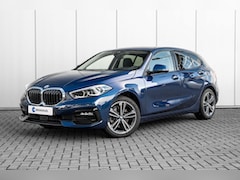 BMW 1-serie - 118i Auto M Sport | Camera | Stoelverwarming l Cruise control | Navigatie | 17" LMV l Digi