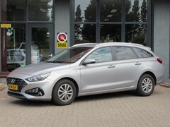 Hyundai i30 Wagon - 1.0 T-GDi Comfort| 120-PK| | Airco | Navigatie | Parkeersensoren | Incl. BOVAG Garantie |