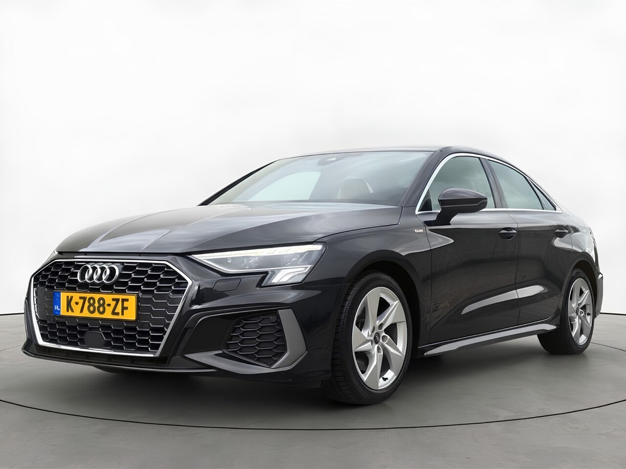 Audi A3 Limousine - 35 TFSI 150PK 2X S-Line *NL-AUTO* - AutoWereld.nl