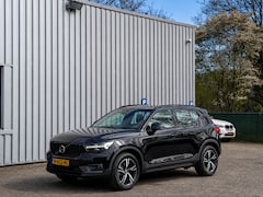 Volvo XC40 - B4 Inscription | 2.0 viercilinder | Trekhaak | ACC | Dealerhist