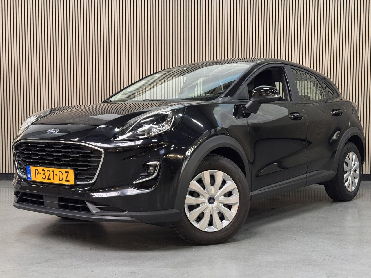 Ford Puma - 1.0 EcoBoost Connected Apple CarPlay Cruise Parkeersensoren 1e Eigenaar Dealeronderhouden - AutoWereld.nl
