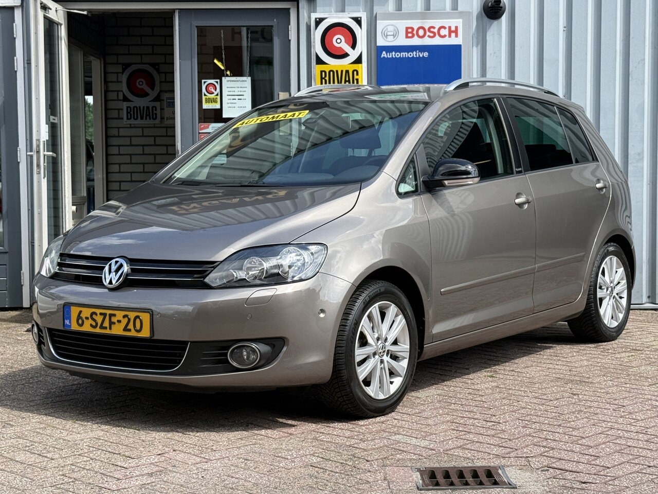 Volkswagen Golf Plus - 1.4 TSI Highline. | AUTOMAAT | TREKHAAK | CRUISE | PDC V/A | NETTE AUTO | - AutoWereld.nl