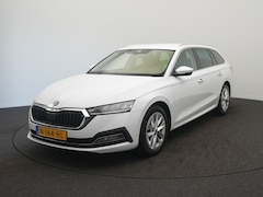 Skoda Octavia Combi - 1.0 e-TSI Business Edition Plus - RIJKLAARPRIJS - Achteruitrijcamera - Apple Carplay - And